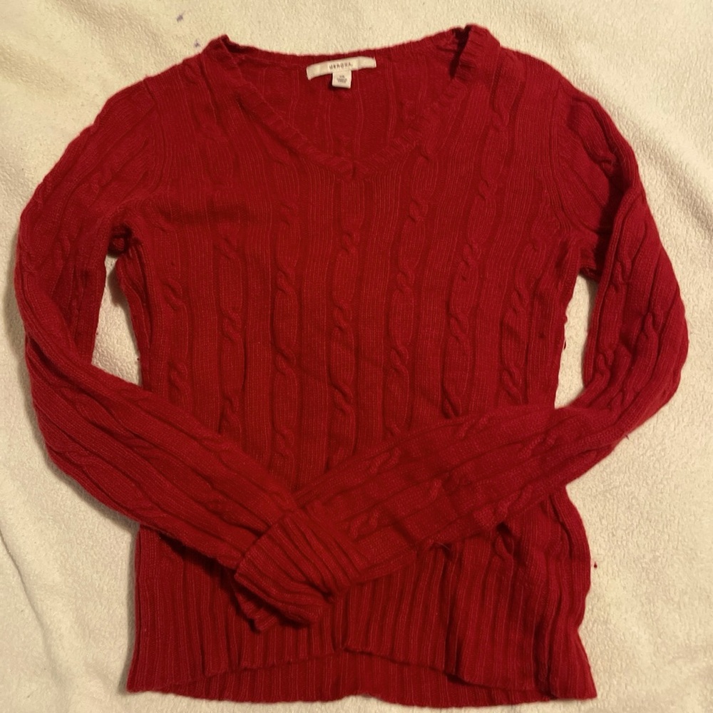 Red Knitted material sweater v-neck